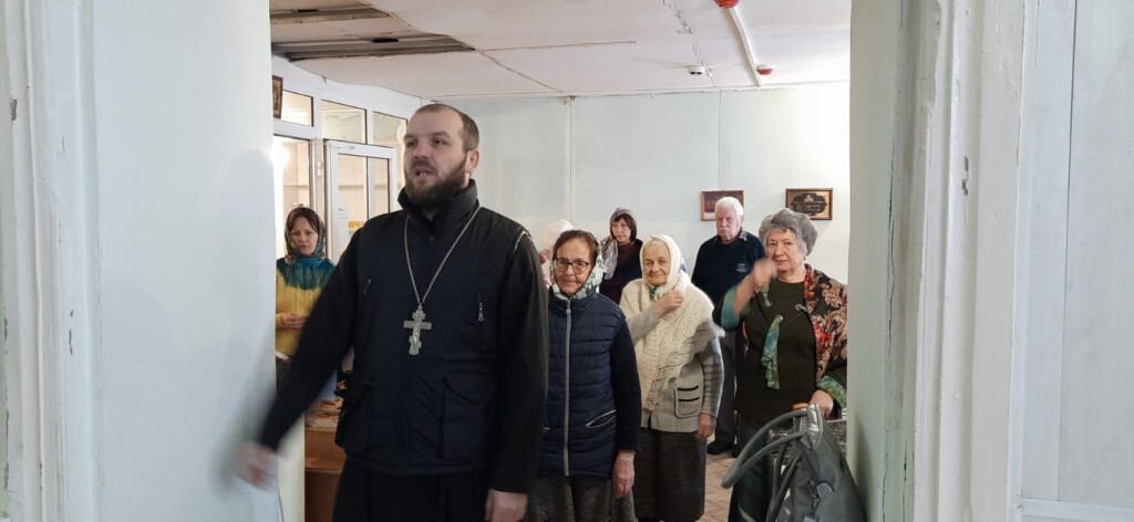 Священник Алексей Стенечкин